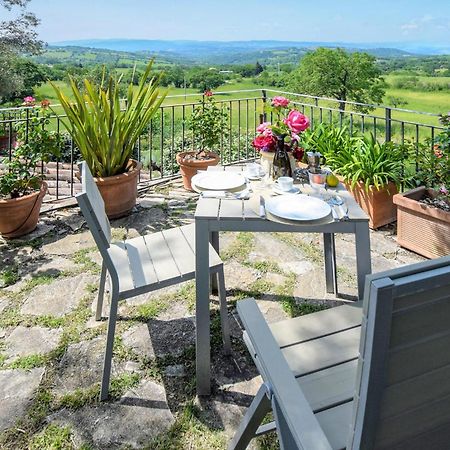 Lovely Apartment In Loc, Scalabrelli With Wifi Catabbio Exterior photo