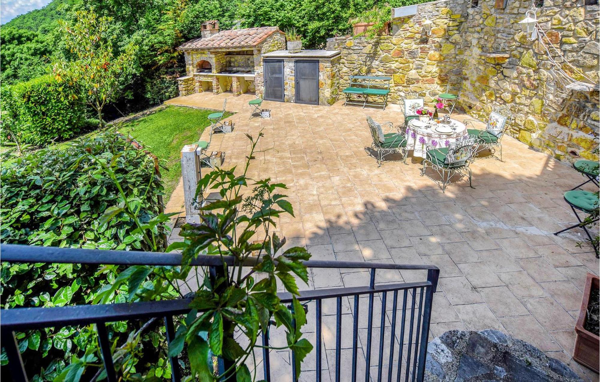 Lovely Apartment In Loc, Scalabrelli With Wifi Catabbio Exterior photo